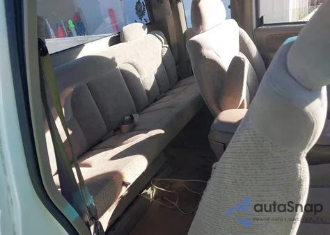 1997 GMC Sierra 1500 Sl Wideside z USA, uszkodzony, nr VIN 1GTEC19W8VE546100